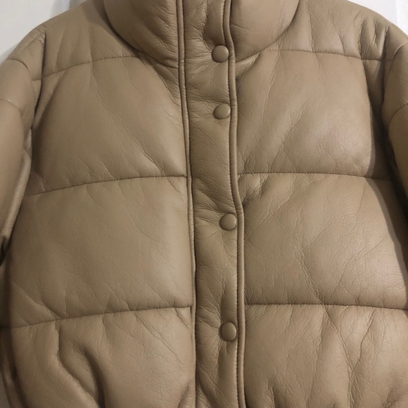 SOLD TO @ANNIEA122 - Picture 9 of 11